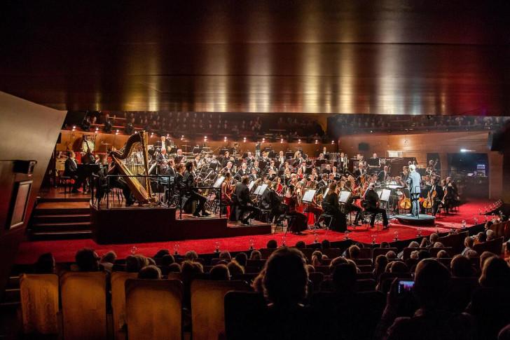 Cette semaine on déroule le tapis rouge… en musique !